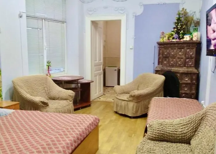 Central Apartments Lviv *